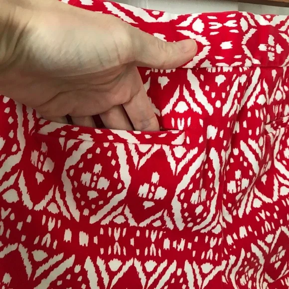 J Crew red & white city fit stretch IKAT shorts - Picture 8 of 12